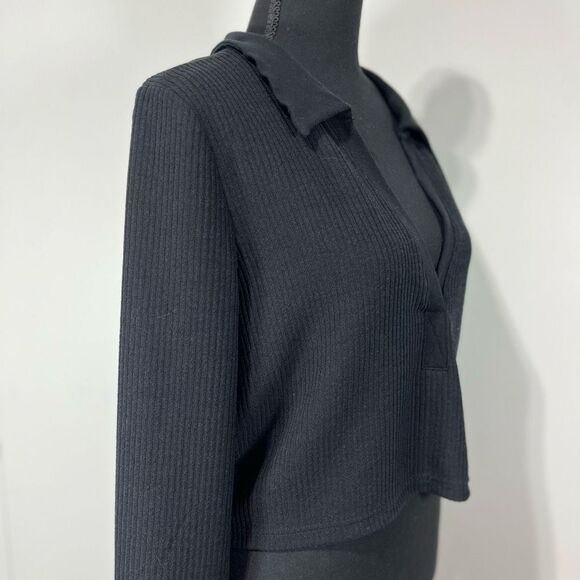 New H&M Divided Long Sleeve Ribbed Collared Cropped Top Sz XL Black - Picture 1 of 12